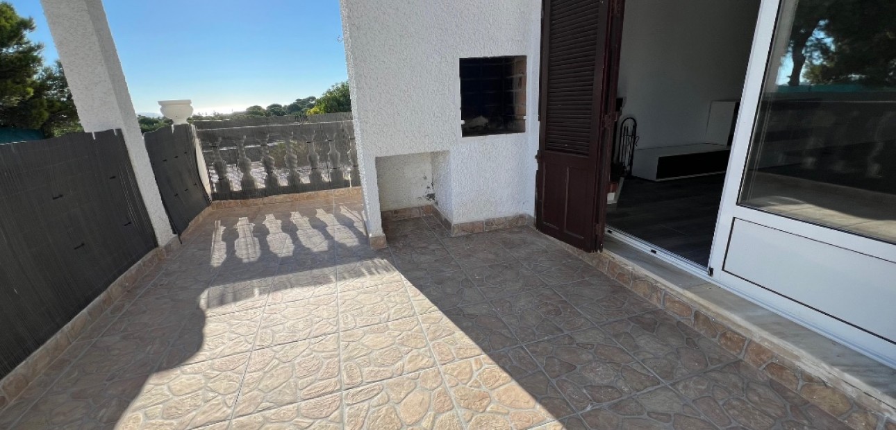 Sale - Townhouse -
Los Altos