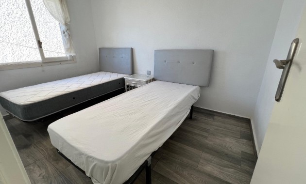 Sale - Townhouse -
Los Altos