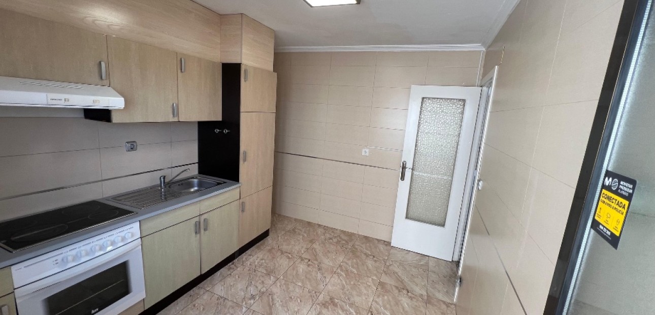 Sale - Townhouse -
Los Altos