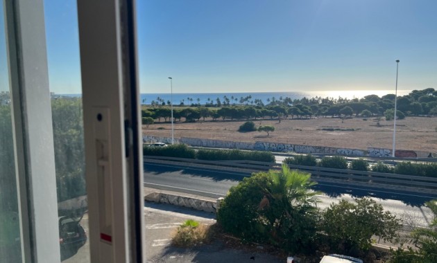 Sale - Townhouse -
Los Altos