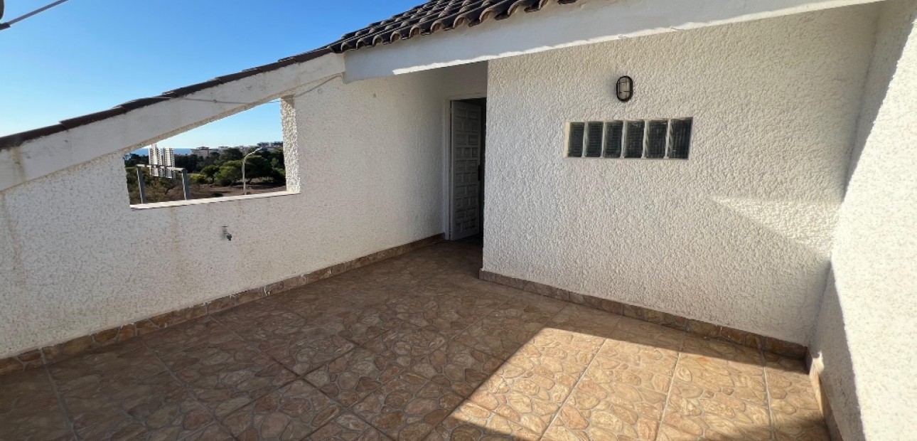 Sale - Townhouse -
Los Altos