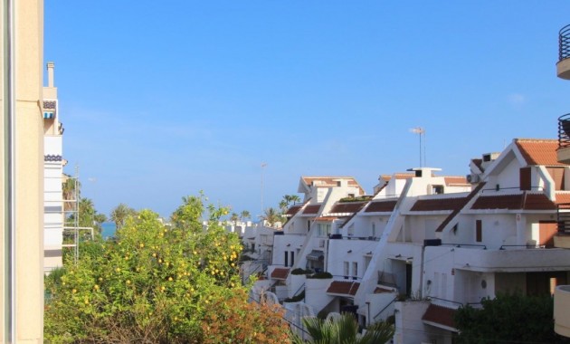 Herverkoop - Appartement / flat -
Torrevieja - La veleta