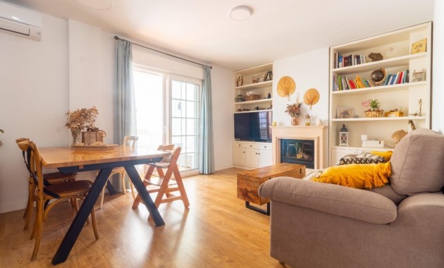 Herverkoop - Appartement / flat -
Torrevieja - La veleta