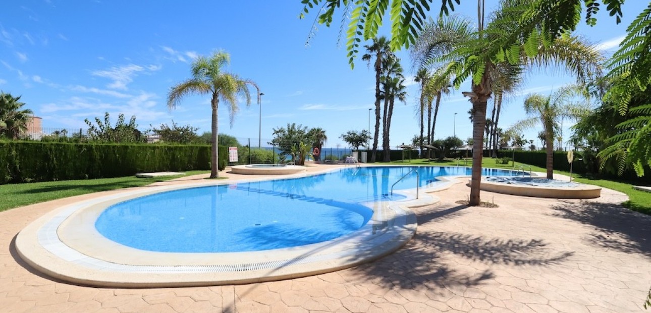 Herverkoop - Appartement / flat -
Mil Palmeras