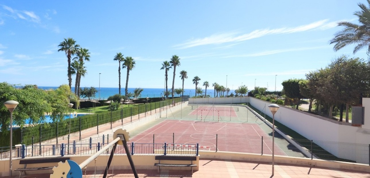 Herverkoop - Appartement / flat -
Mil Palmeras