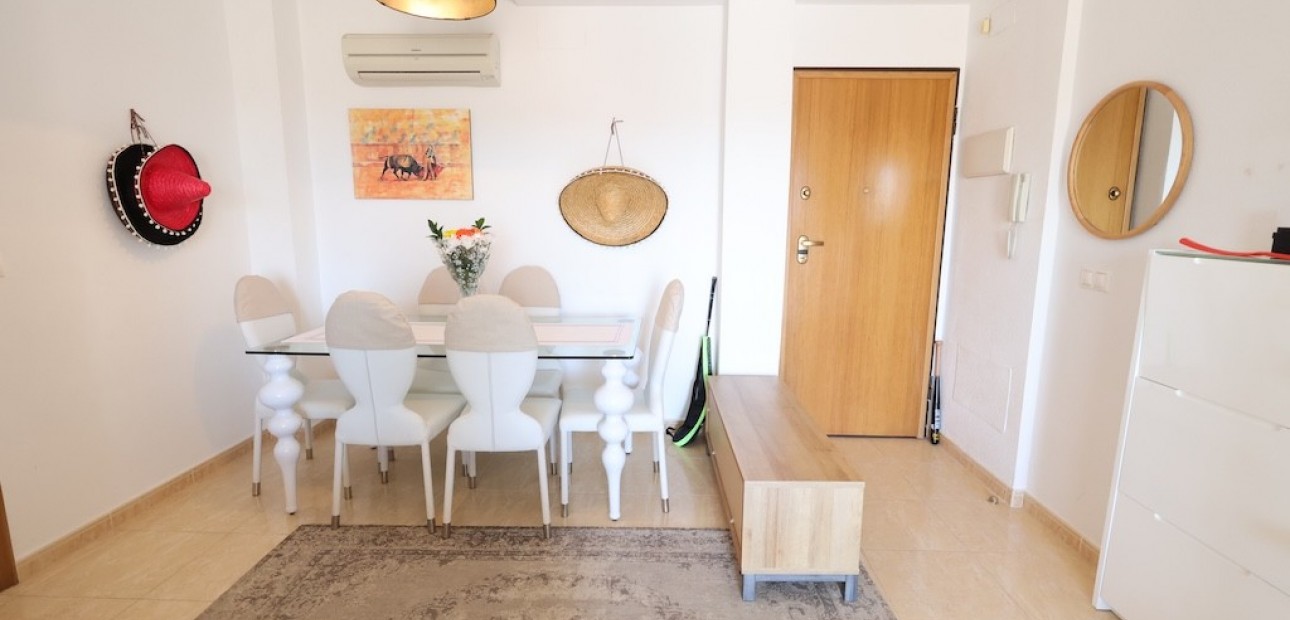 Sale - Apartment / flat -
Costa Blanca - Orihuela Costa