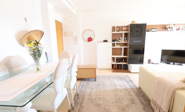 Sale - Apartment / flat -
Costa Blanca - Orihuela Costa