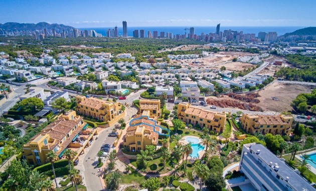 Herverkoop - Adosado -
Finestrat