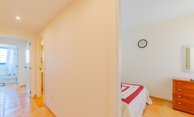 Herverkoop - Adosado -
Finestrat