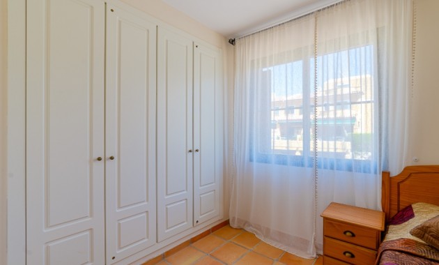 Herverkoop - Adosado -
Finestrat