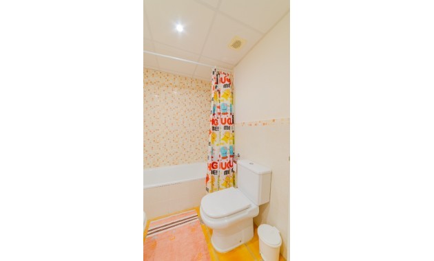 Herverkoop - Adosado -
Finestrat