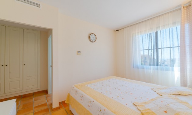 Herverkoop - Adosado -
Finestrat