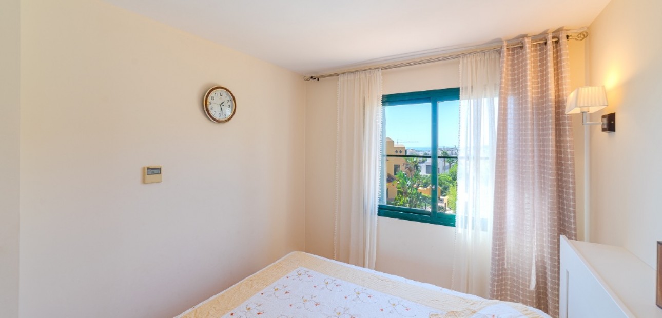 Herverkoop - Adosado -
Finestrat