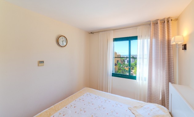 Herverkoop - Adosado -
Finestrat