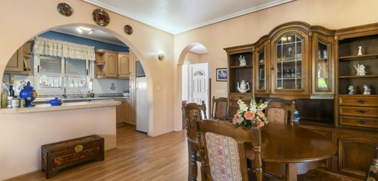 Sale - Villa -
Ciudad Quesada