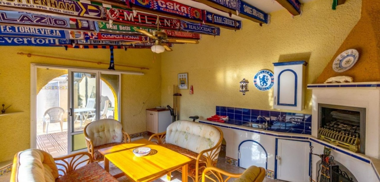 Sale - Villa -
Ciudad Quesada