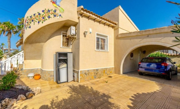 Sale - Villa -
Ciudad Quesada