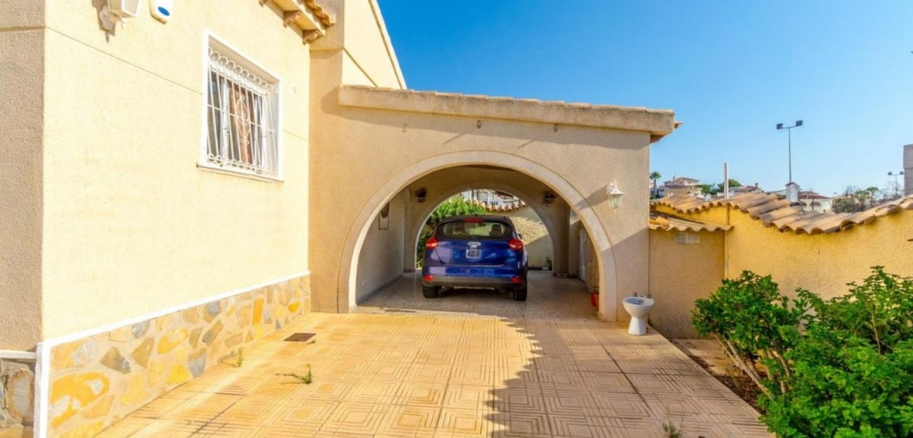 Sale - Villa -
Ciudad Quesada