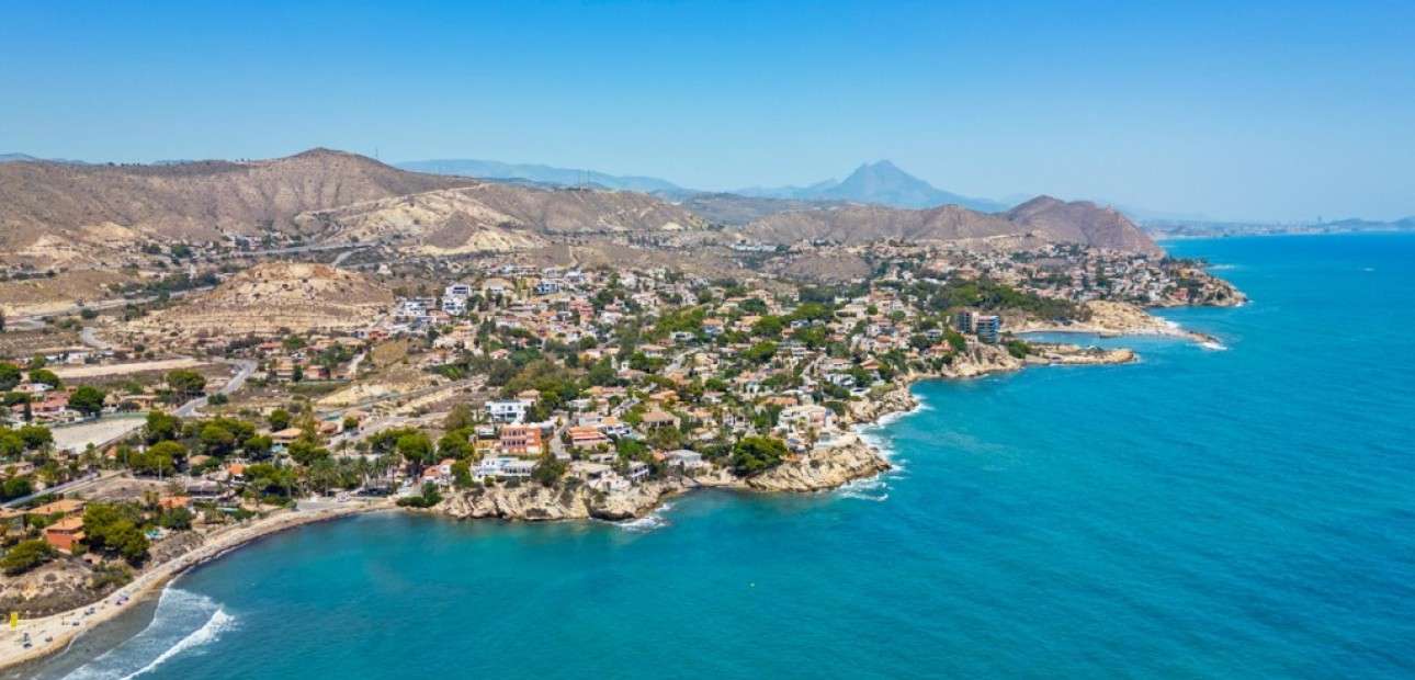 Sale - Villa -
Alicante - El Campello