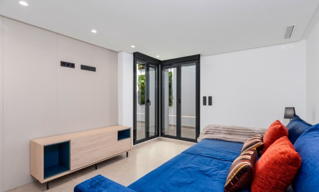 Sale - Villa -
Alicante - El Campello