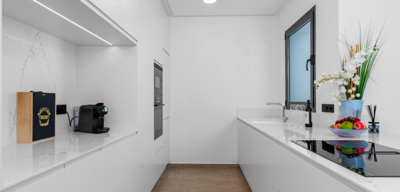 Sale - Villa -
Alicante - El Campello