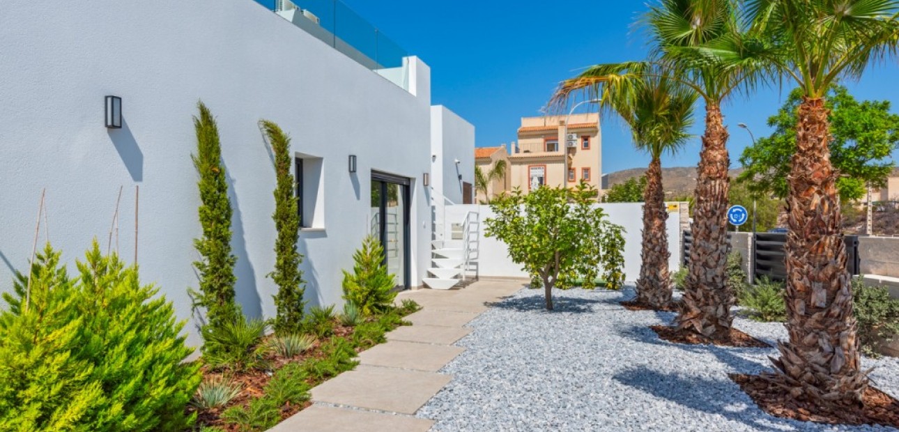 Sale - Villa -
Alicante - El Campello