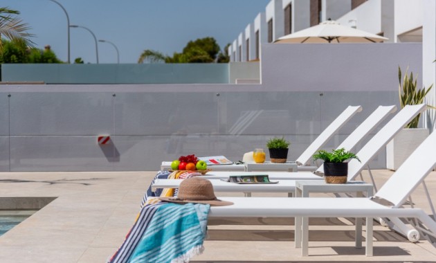 Sale - Villa -
Alicante - El Campello