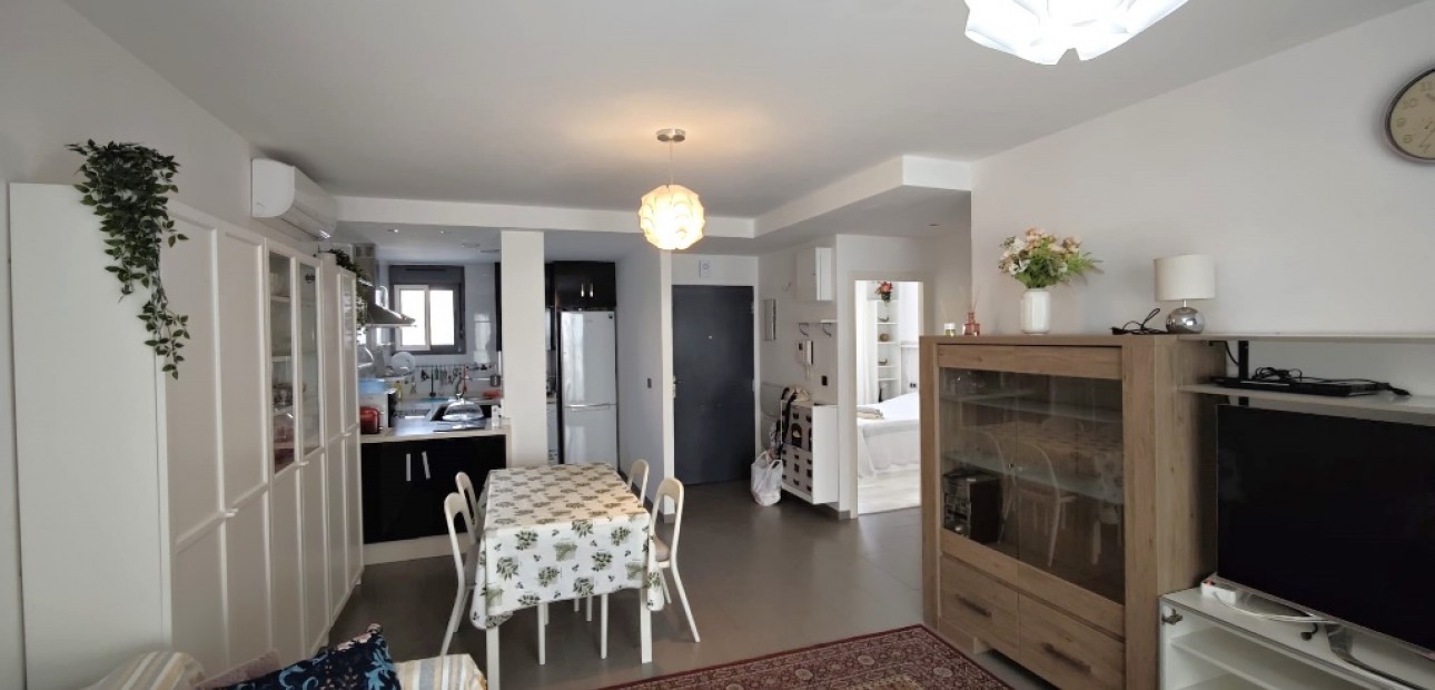 Sale - Apartment / flat -
Orihuela Costa - La Zenia