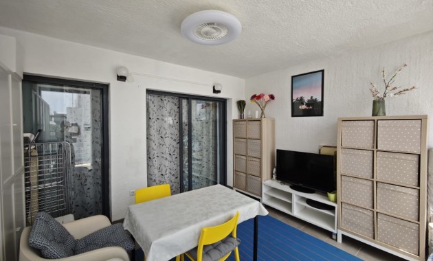 Sale - Apartment / flat -
Orihuela Costa - La Zenia