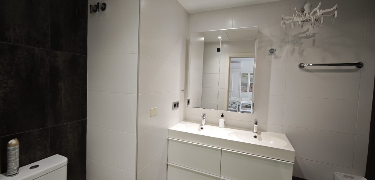 Sale - Apartment / flat -
Orihuela Costa - La Zenia