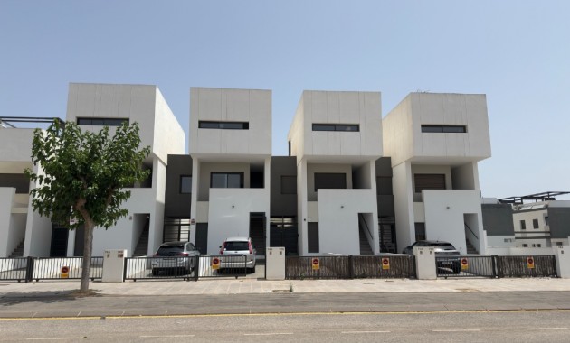 Herverkoop - Appartement / flat -
Pilar de la Horadada - Mil Palmeras