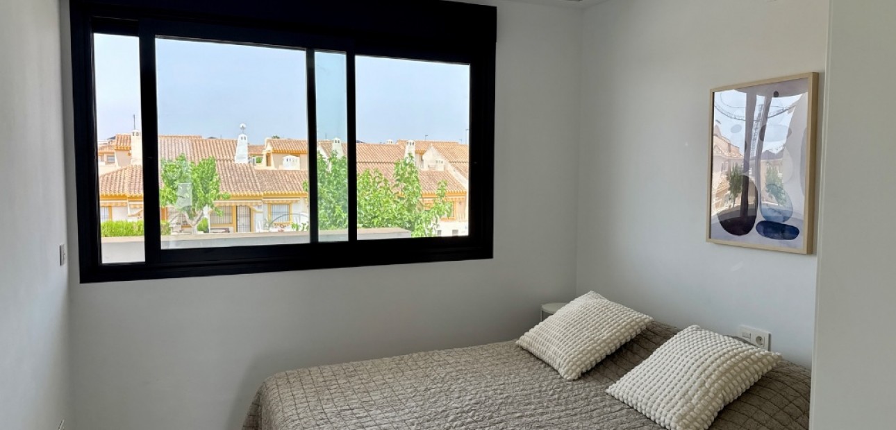 Herverkoop - Appartement / flat -
Pilar de la Horadada - Mil Palmeras