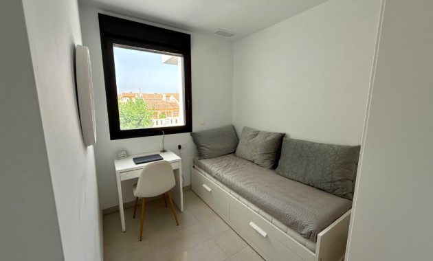 Herverkoop - Appartement / flat -
Pilar de la Horadada - Mil Palmeras