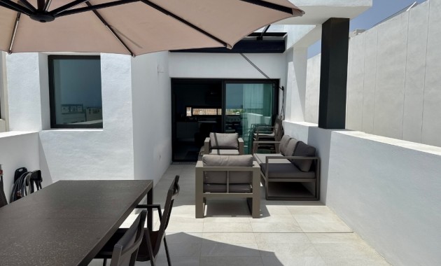 Herverkoop - Appartement / flat -
Pilar de la Horadada - Mil Palmeras