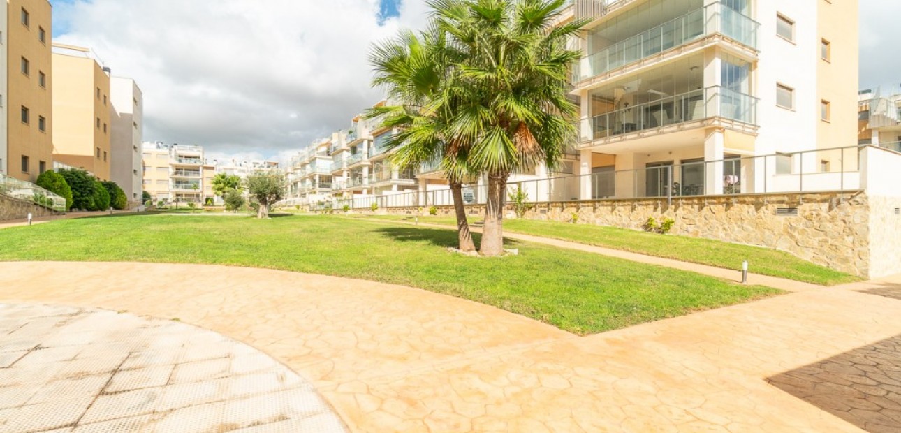 Sale - Apartment / flat -
Villamartín