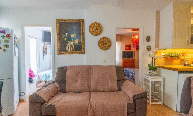 Herverkoop - Adosado -
Torrevieja