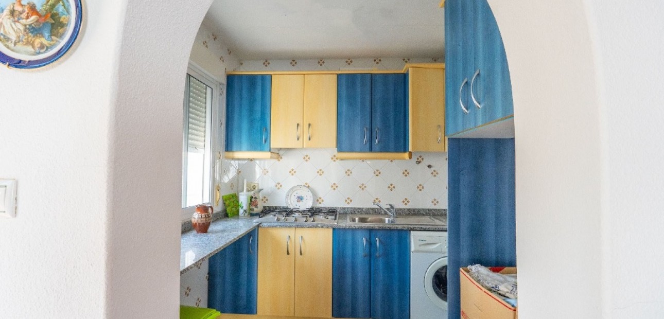 Herverkoop - Adosado -
Torrevieja