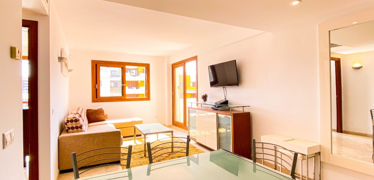 Herverkoop - Appartement / flat -
Punta Prima