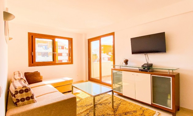 Herverkoop - Appartement / flat -
Punta Prima