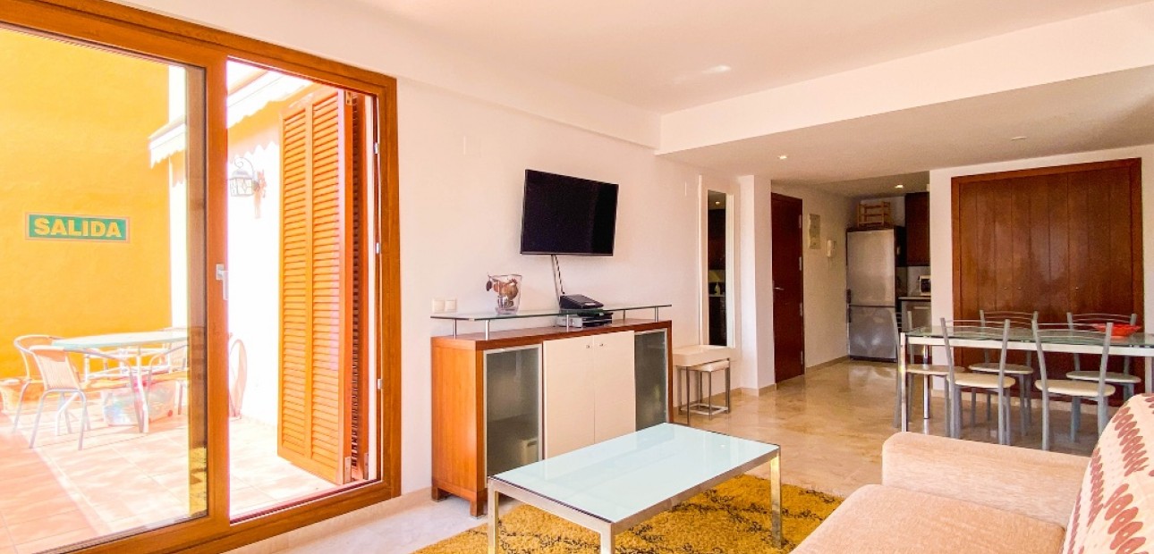 Herverkoop - Appartement / flat -
Punta Prima