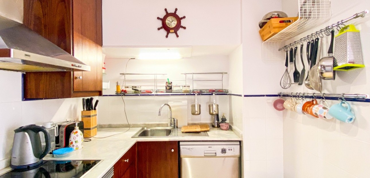 Herverkoop - Appartement / flat -
Punta Prima