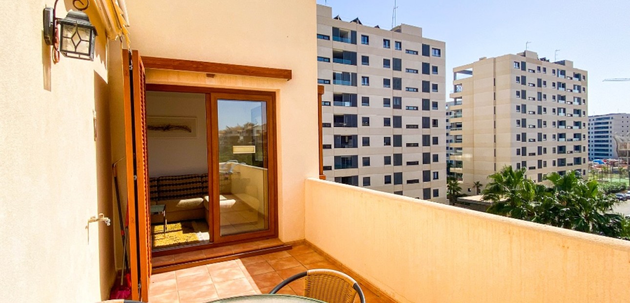 Herverkoop - Appartement / flat -
Punta Prima