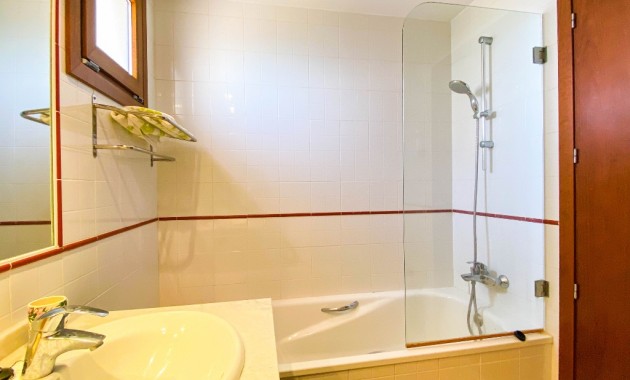 Herverkoop - Appartement / flat -
Punta Prima