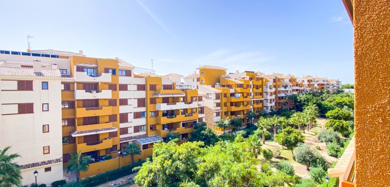 Herverkoop - Appartement / flat -
Punta Prima