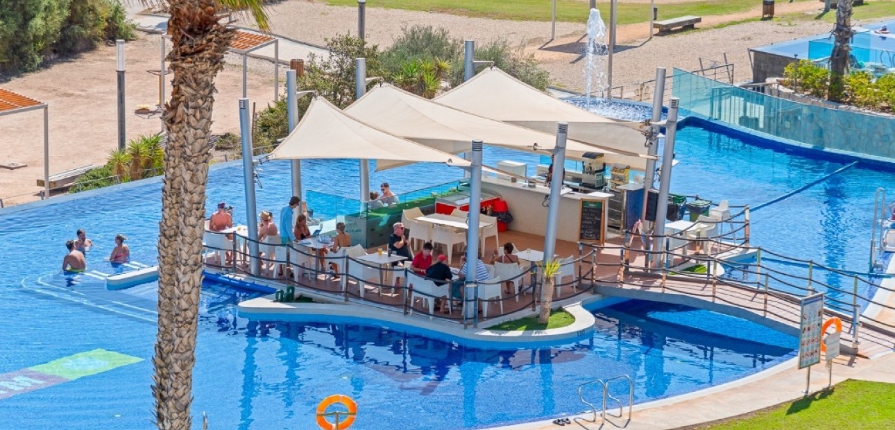 Venta - Apartamento / piso -
Punta Prima