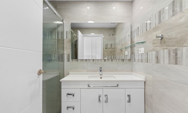 Venta - Apartamento / piso -
Punta Prima