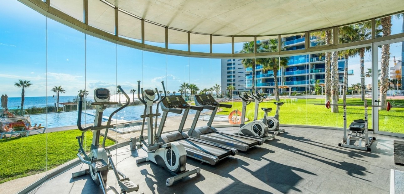 Venta - Apartamento / piso -
Punta Prima