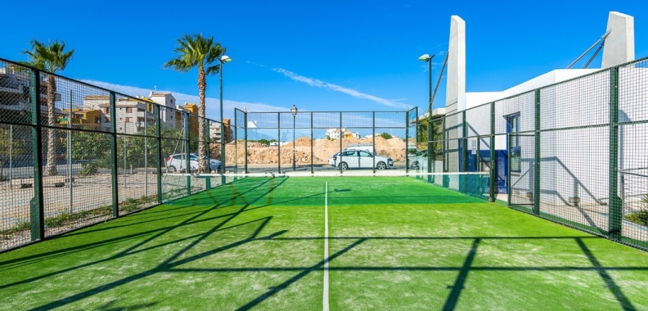 Venta - Apartamento / piso -
Punta Prima