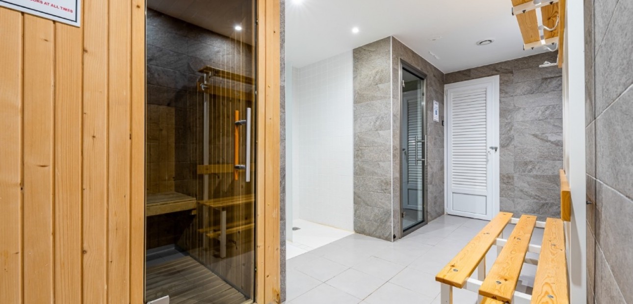 Venta - Apartamento / piso -
Punta Prima