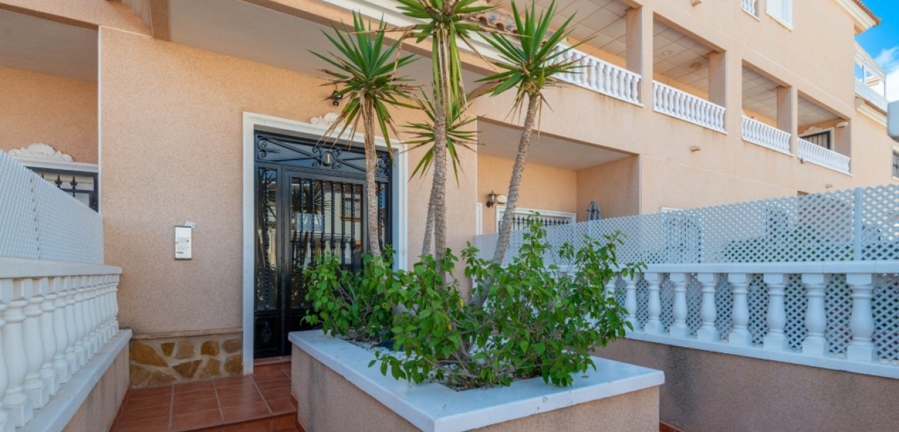 Venta - Apartamento / piso -
Villamartín